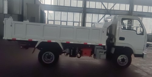 WCL-8TJ防爆柴油機(jī)無軌膠輪運(yùn)料車
